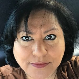 Meet your Posher, Juana